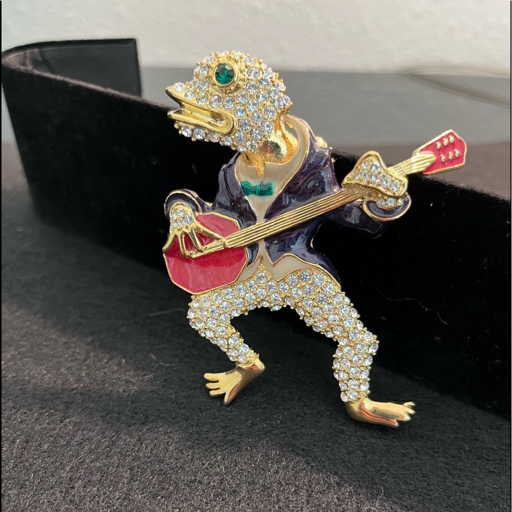 Rocking Frog Pin BLING and adorable!